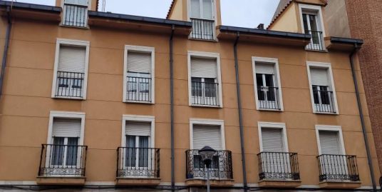 Venta piso calle Claudio Moyano