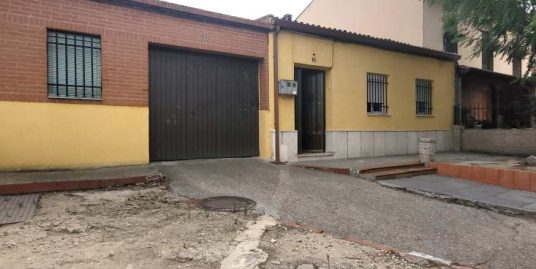 Casa con terreno en Duque de Ahumada