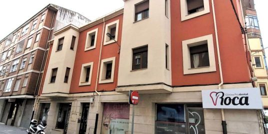 Venta piso calle Ramón y Cajal